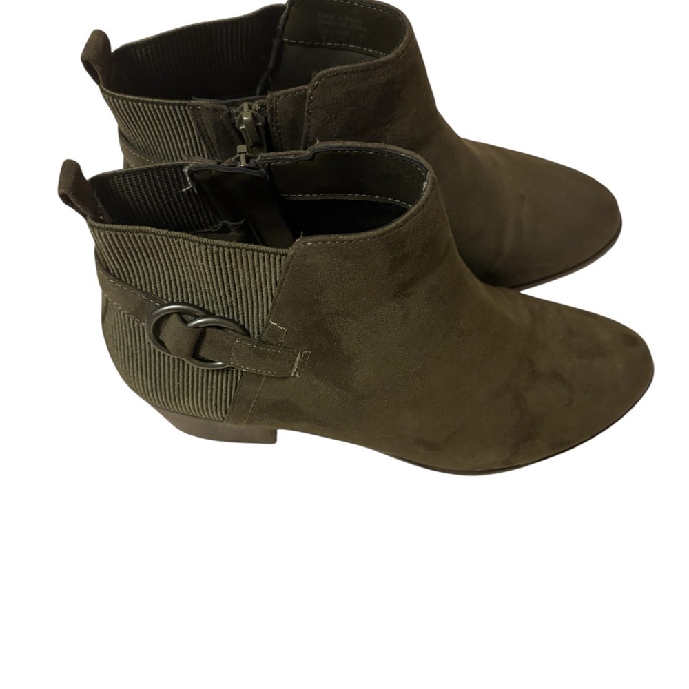 Market & Spruce Women’s Green Ankle Booties with Suede Finish size 9